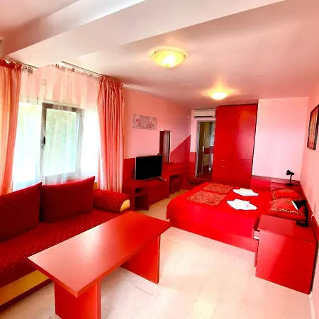 Jackie גולדן סנדס